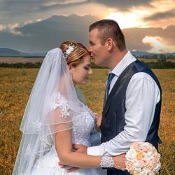 Kótaji Menyasszonyi Ruhaszalon