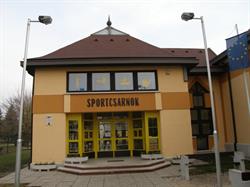 Komárom Városi Sportiroda és Sportcsarnok