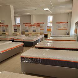 Revotica Matrac és Bútorgyár bemutatóterme Budapest
