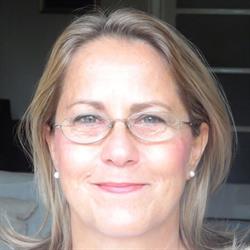Brédáné Kis Gabriella - Pszichológus