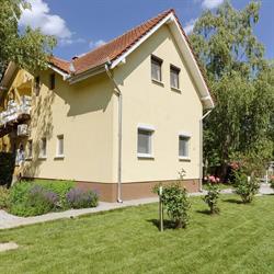Balatonkenese szállás, Kenese-Gyöngye Apartmanház