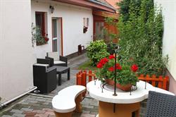 Várkanyar Apartmanok