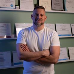 Kalmár László gyógy- és sportmasszőr, FDM és SMT terapeuta