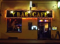 Y Bar & Cafe