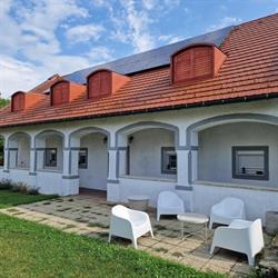 Pécsely House Apartman Balaton-felvidék