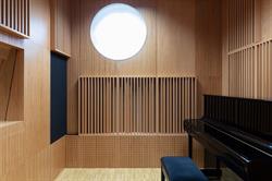Robert Gutowski Architects
