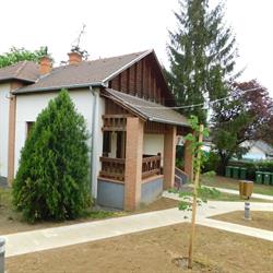 6 Puttonyos Borfalu