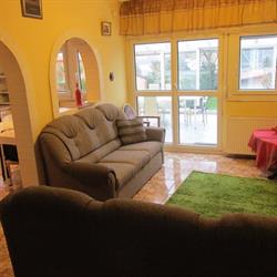 Bazis Guesthouse Eger