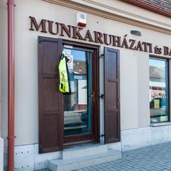 Munkaruházati & Barkács szaküzlet