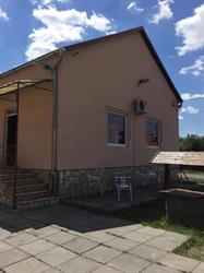 Tiszta Autó Bt.  Autómosó