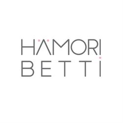 Hámori Betti kozmetikus