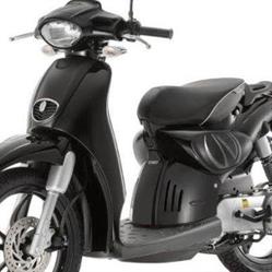 Rent a scooter Buda