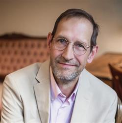 Dr. Rusz Zoltán plasztikai sebész