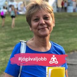 Kun Zsuzsa jógaoktató