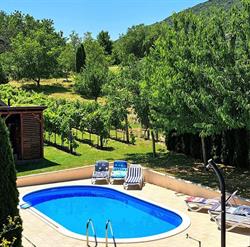 Tubi Resort