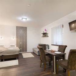 Paulay Downtown Apartments