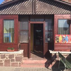 Roadside Presszó