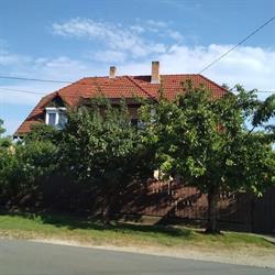 Péntek Apartman