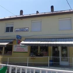 Szijártóék Vegyesboltja