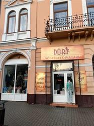 Dóra Divat