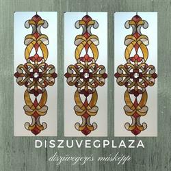 Díszüvegplaza