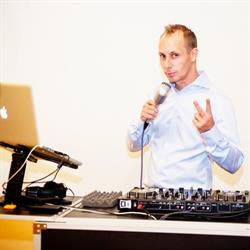 Nagy Dávid - Esküvői és rendezvény DJ