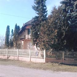 Geri Apartmann