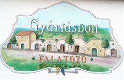 Gyárfásbolt Falatozó