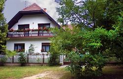 Eszter Apartmanház