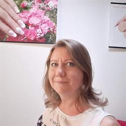 Szilvinails  Körömszalon-Maszlagné Hideg Szilvia