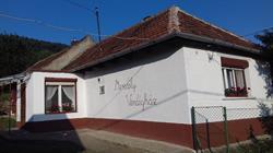 MEREDÉLY VENDÉGHÁZ