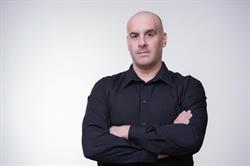 Várkonyi Ádám hitelszakértő