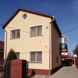 Arinza Apartman Vendégház