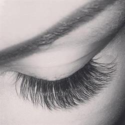 Insta Lashes And Beauty