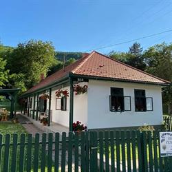 100 Éves Vendégház - Óhuta