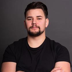 Hardi Tamás András - Fodrász
