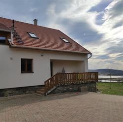 Tó apartman
