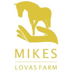 Mikes Lovas Farm