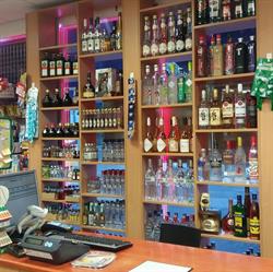Family Store Kft.
