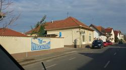 Gittegylet Üvegcentrum, Kiskőrös