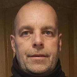 Croma Látványtechnikai Kft - Kerítés és Korlát, Kapu, Úszókapu, Tolókapu