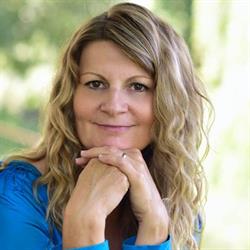 dr. Czifrák-Tóth Henriett gyógytornász