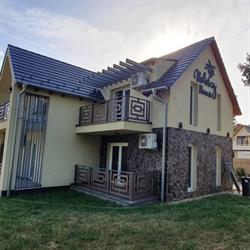 Holiday House Berekfürdő