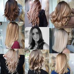 Szekeres Anna Fodrász/Hairstylist