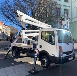 WMB-VILL Emelőkosaras autó bérlés