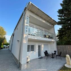 Zephyr Apartman // Zamárdi