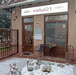 Haj21