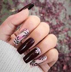 Nails by Széles Nikolett