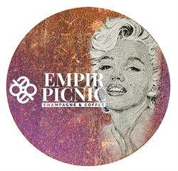 Empír Picnic Champagne & Coffee