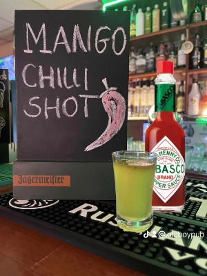 old-boy-pub-mango-chilli-shot